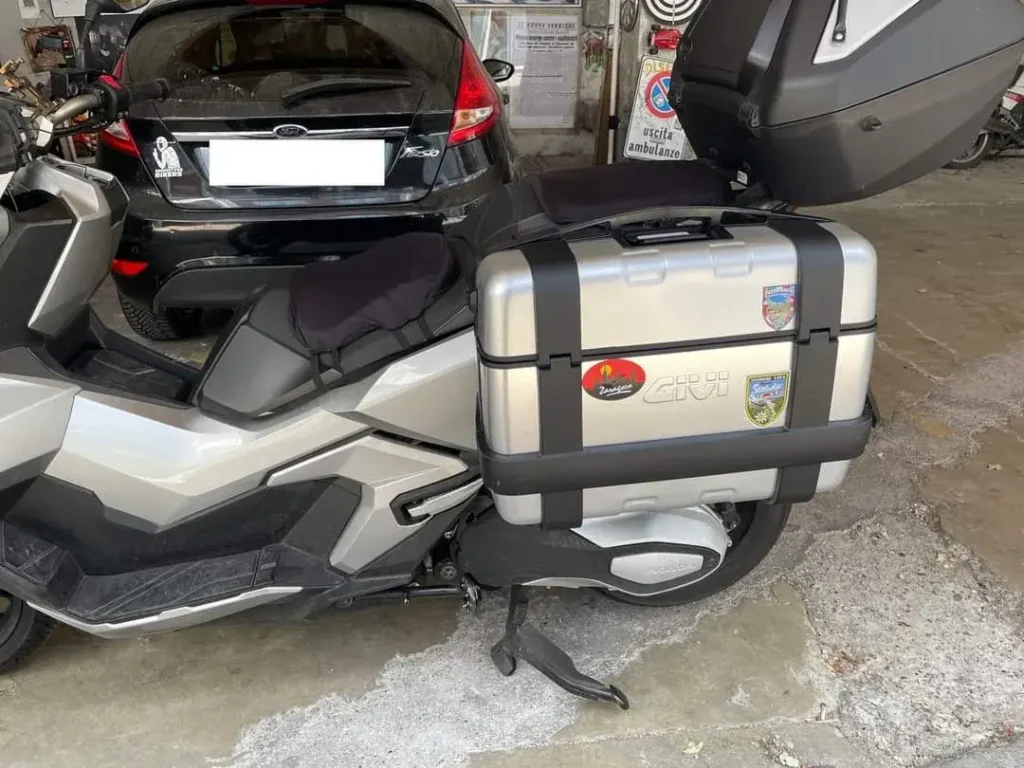 side panniers for honda adv350 scooters